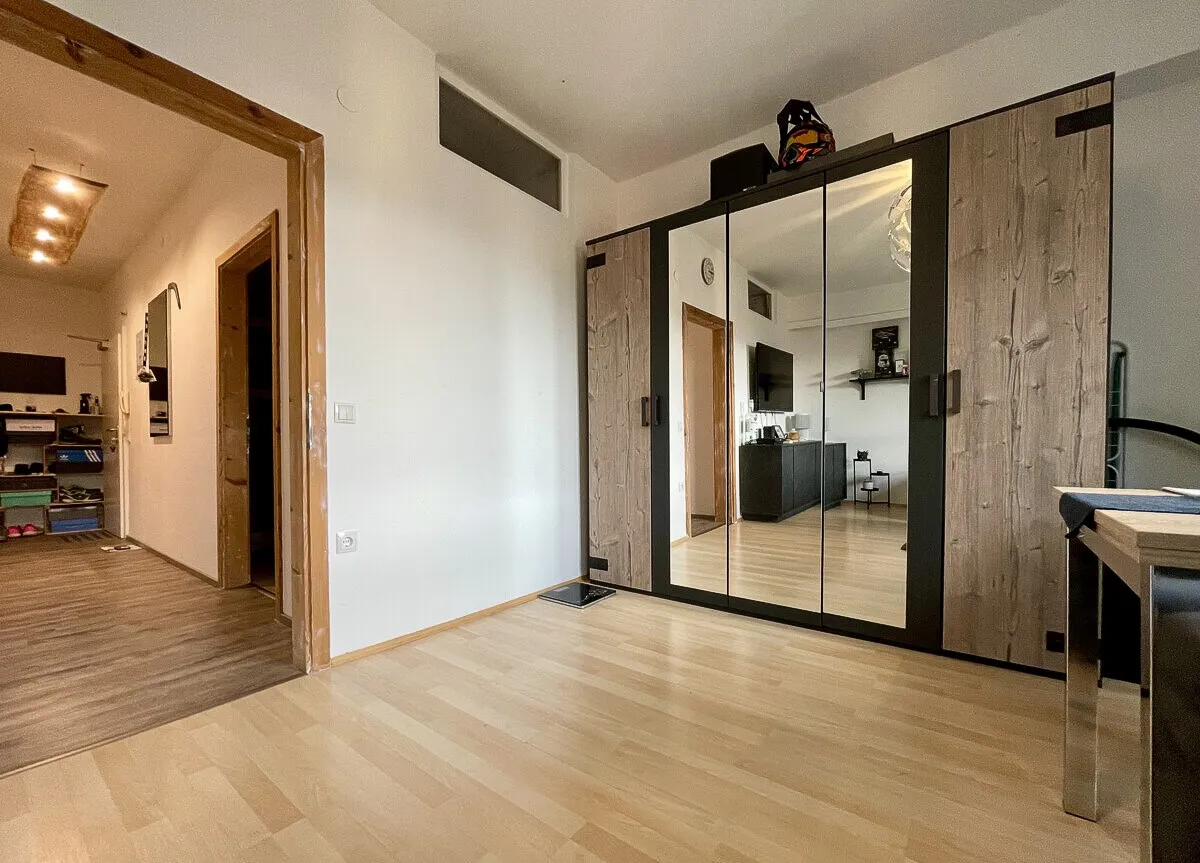 Zum Kauf steht eine ca. 46 m² große 1,5-Zimmer-Wohnung in Voitsberg! - Ansicht 2