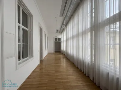 10-Zimmer-Gewerbeimmobilie mieten in Wien – 380 m², € 9.989 – Bild 5 von 7