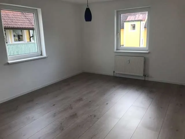 3-ZIMMER 1. OBERGESCHOSS-WOHNUNG - Ansicht 2