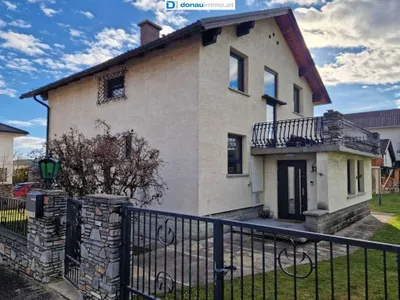 Haus kaufen in Neunkirchen – 142 m², € 398.000 – Bild 2 von 40