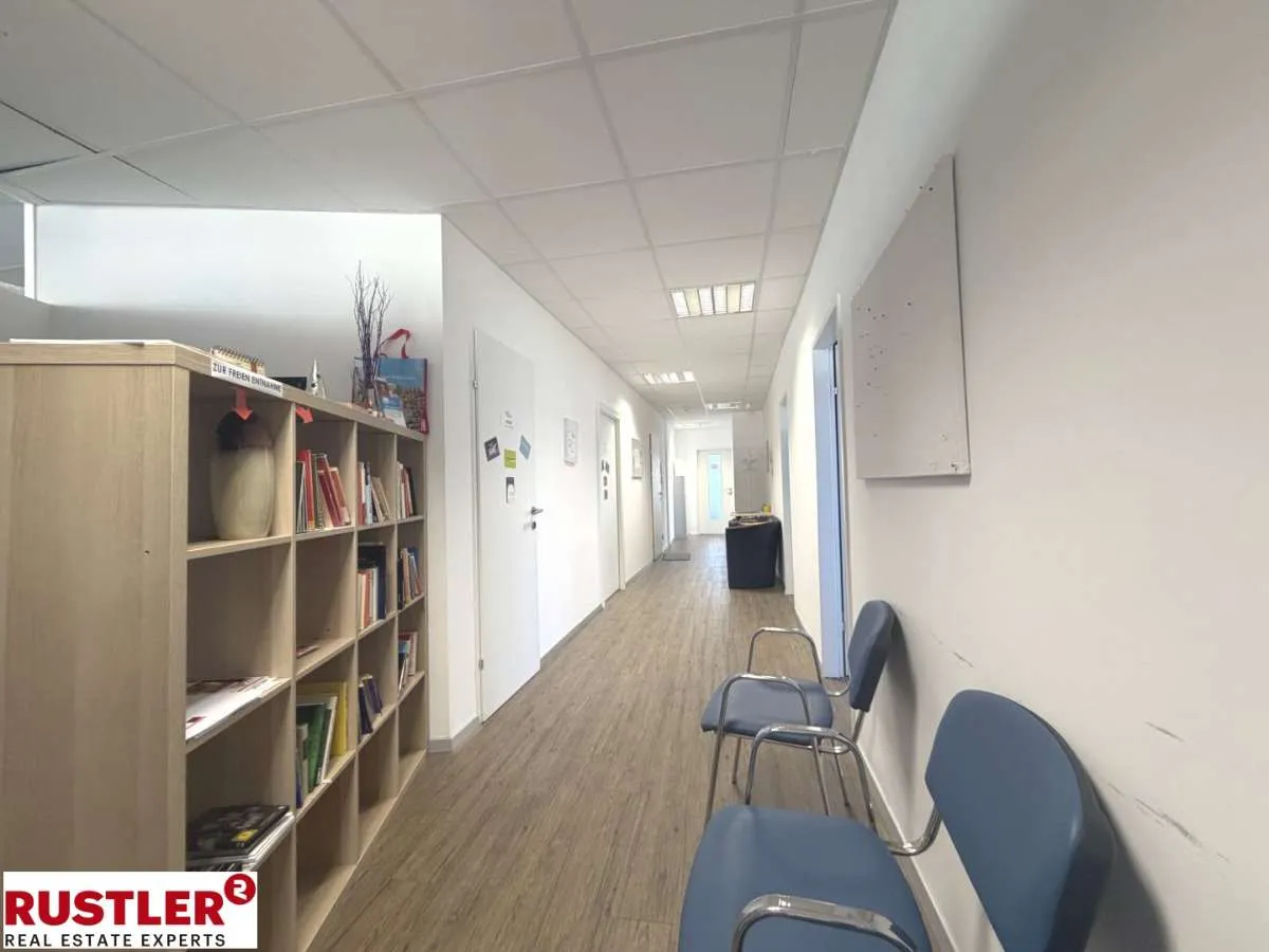 Arbeiten im Herzen der Mödlinger Altstadt - Stilvolles Dachgeschossbüro! - Ansicht 3