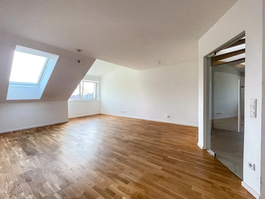 Anleger aufgepasst: Dachgeschosswohnung mit Garten im Zentrum von Eferding - Ansicht 2
