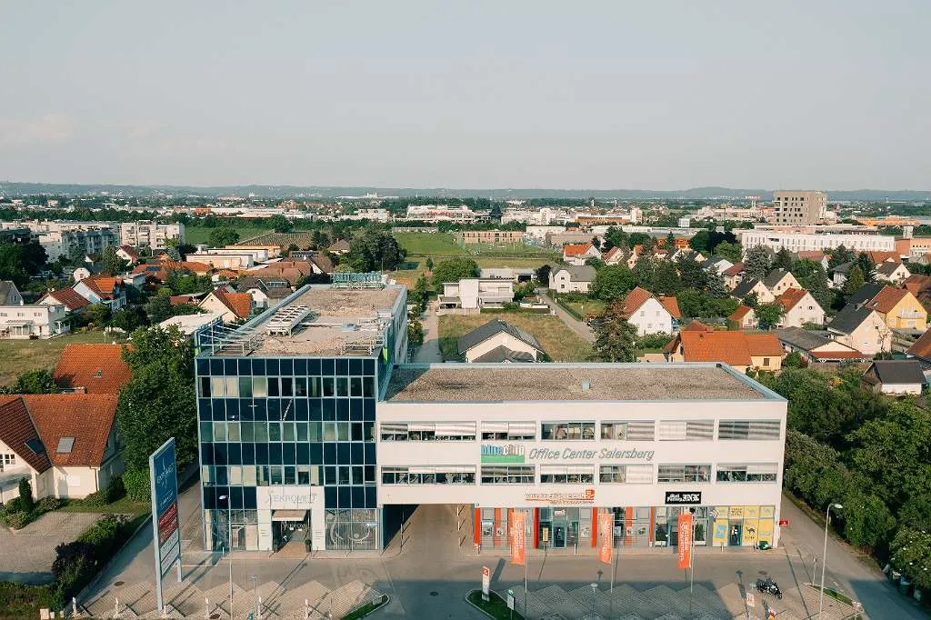 Geschäftsfläche in zentraler Lage mit optimaler Erreichbarkeit und Infrastruktur - Ansicht 2
