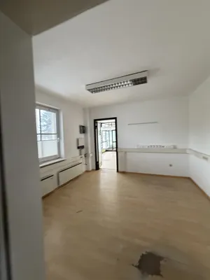 Gewerbeimmobilie mieten in Gänserndorf – 1 243 m², € 1.750 – Bild 12 von 24