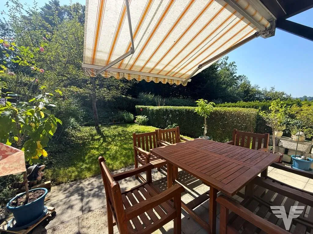 Stadt, Land und (Waller-)See! Reihenhaus am Weinberg in Seekirchen - Ansicht 2