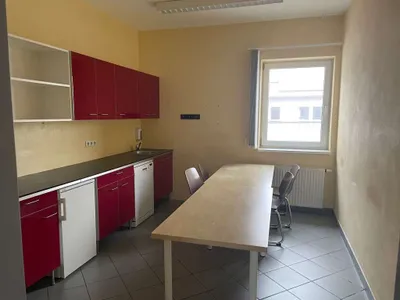 1-Zimmer-Gewerbeimmobilie mieten in Waidhofen an der Thaya – 200 m², € 8 – Bild 5 von 21
