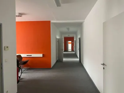 1-Zimmer-Gewerbeimmobilie mieten in Waidhofen an der Thaya – 200 m², € 8 – Bild 11 von 21