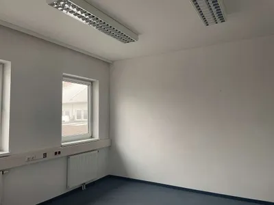 1-Zimmer-Gewerbeimmobilie mieten in Waidhofen an der Thaya – 200 m², € 8 – Bild 9 von 21