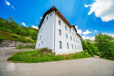 39-Zimmer-Gewerbeimmobilie kaufen in Bruck-Mürzzuschlag – 1 176 m², € 360.000 – Bild 2 von 60