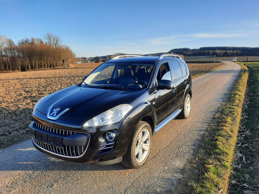 Peugeot 4007 2,2 HDi 160 FAP Exclusive SUV / Geländewagen