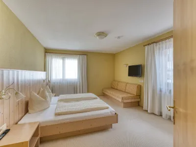 21-Zimmer-Haus kaufen in Landeck – 681 m² – Bild 6 von 10