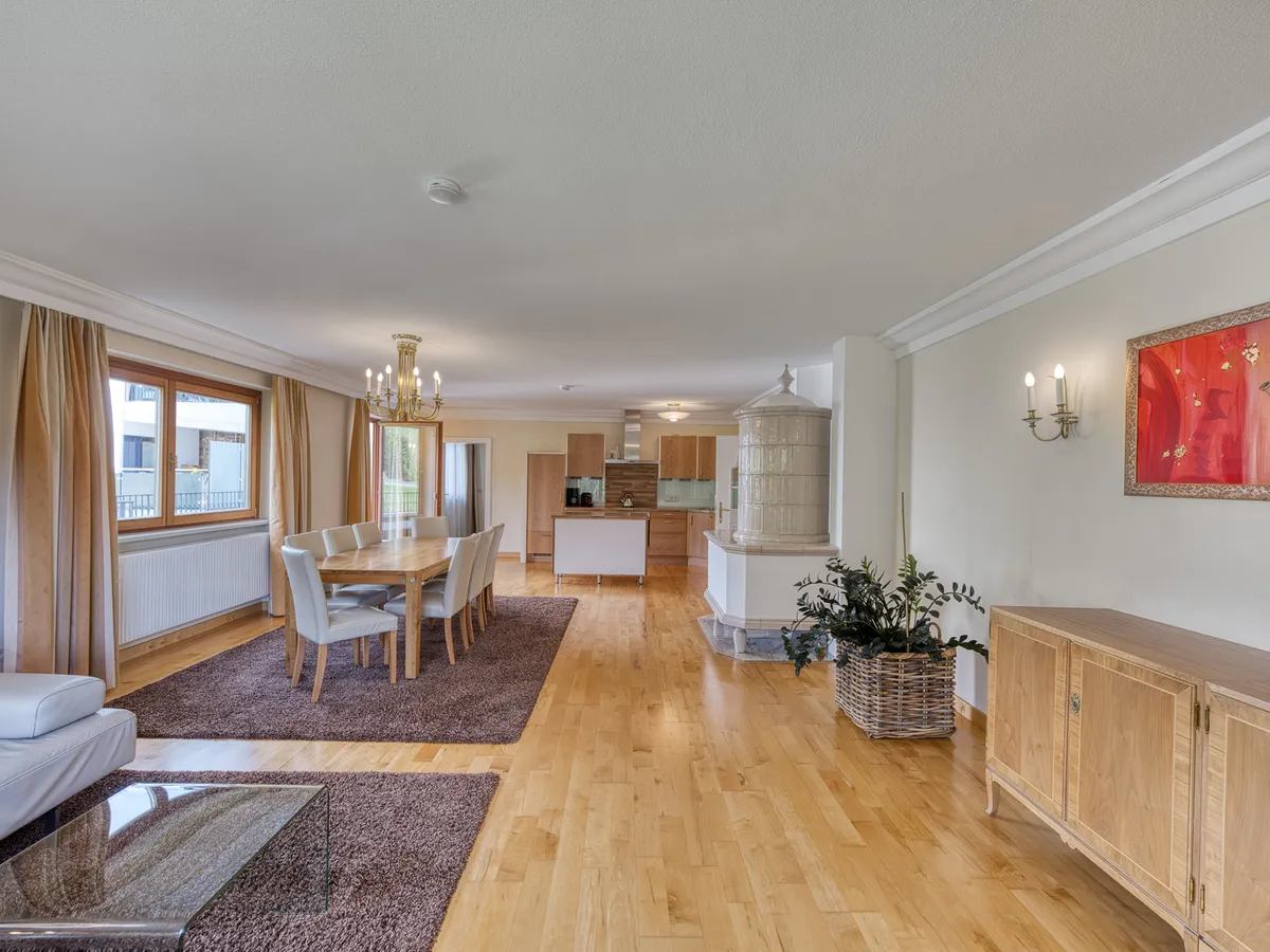 Großzügiges Landhaus mit 6 Wohnungen in Premiumlage in Serfaus - Eleganz trifft auf südalpinen Charme! - Widok 2