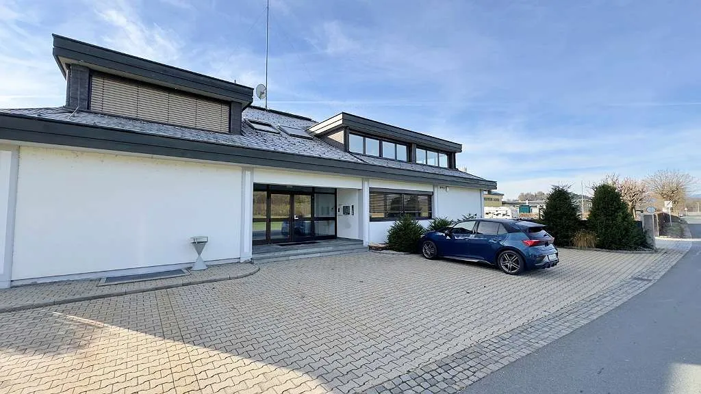 Großzügige Gewerbeimmobilie im Norden von Klagenfurt. - Ansicht 2