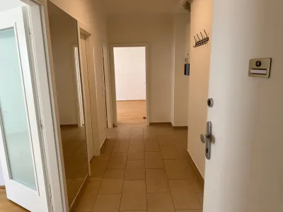 Generalsanierte 3-Zimmer-Wohnung mit Loggia in Bestlage - Barichgasse, 1030 Wien – Bild 3
