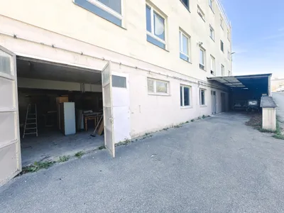 25-Zimmer-Immobilie mieten in Neunkirchen – 1 172 m², € 5.274 – Bild 5 von 13