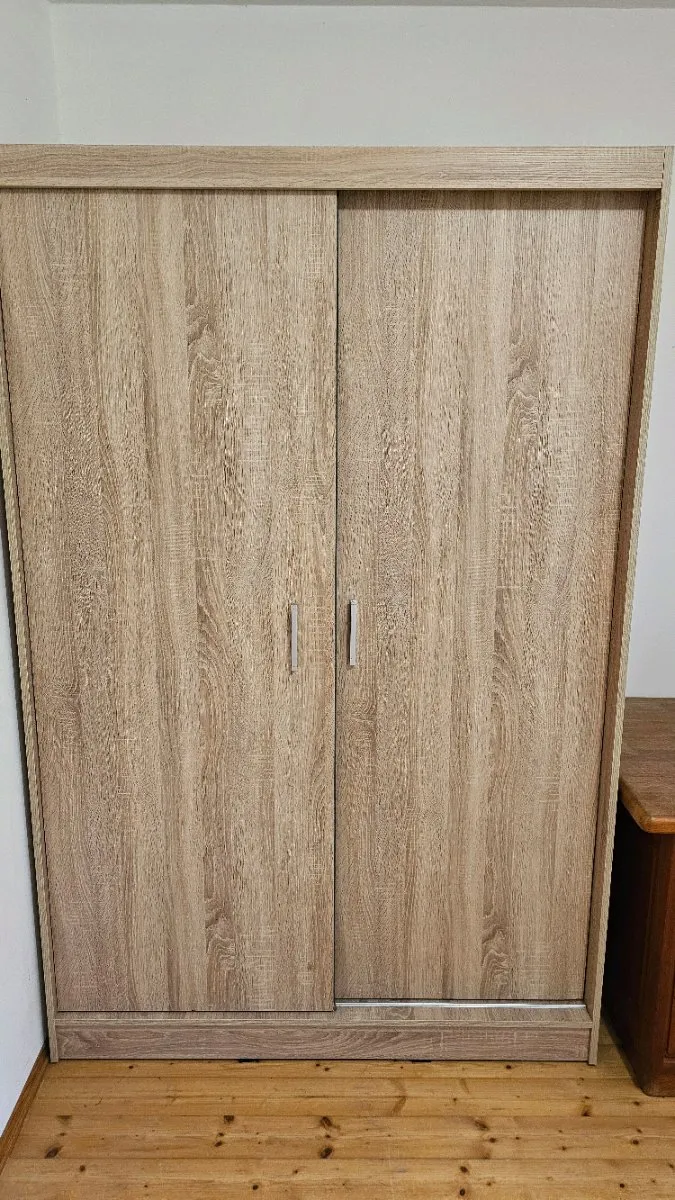 Kleiderschrank zu verschenken, € 0,- (1180 Wien)