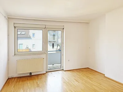 4-Zimmer-Wohnung kaufen in Linz – 90 m², € 245.000 – Bild 3 von 19