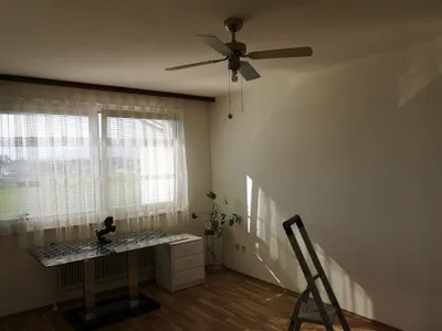 2-Zimmer-Wohnung mieten in Neunkirchen – 60 m², € 590 – Bild 2 von 5