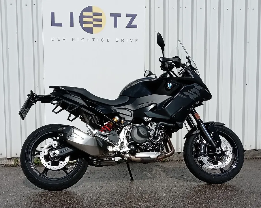 BMW F 900 XR