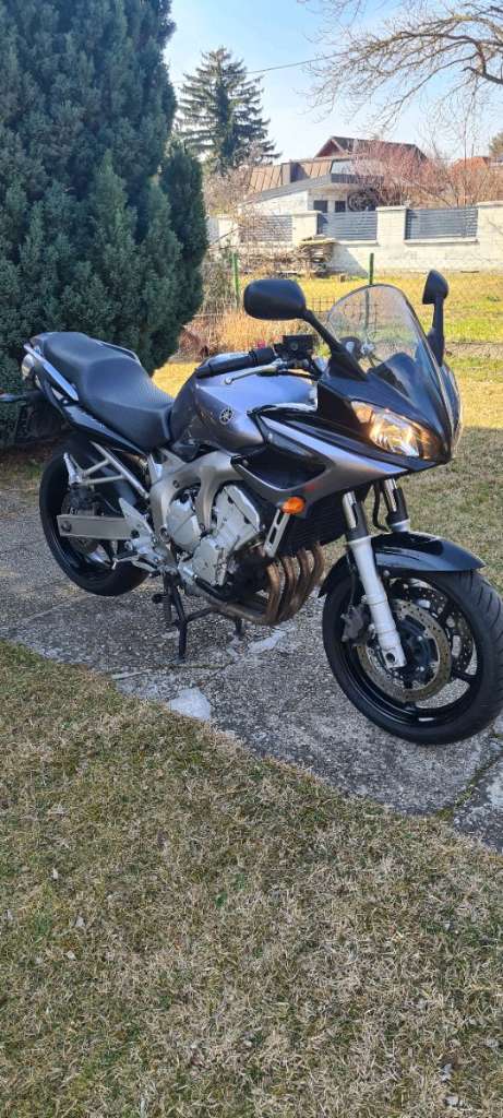 Yamaha FZS Tourer