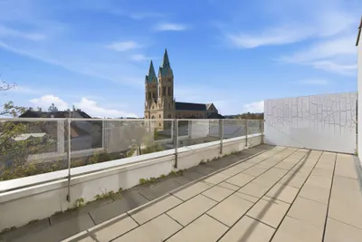 4-Zimmer-Wohnung mieten in Wien – 126 m², € 3.999 – Bild 3 von 32