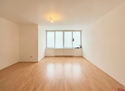 Schöne 1-Zimmer-Wohnung mit Top-Anbindung und Innenhofruhelage! Garagenplatz verfügbar!