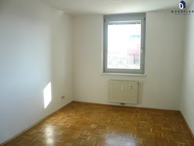 3-Zimmer-Wohnung kaufen in Feldkirchen – 74,07 m², € 179.000 – Bild 6 von 8