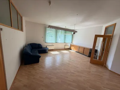 Gewerbeimmobilie mieten in Südoststeiermark – 70 m², € 7 – Bild 2 von 5