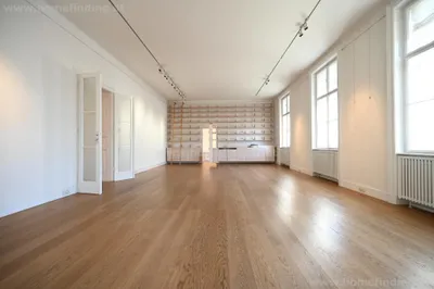 7-Zimmer-Wohnung mieten in Wien – 426,16 m², € 10.146 – Bild 2 von 13