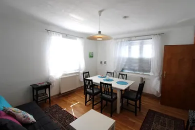 5-Zimmer-Haus kaufen in Klagenfurt Land – 115 m², € 199.000 – Bild 16 von 43