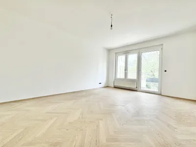 ERSTBEZUG NACH SANIERUNG | LOGGIATRAUM | LICHTDURCHFLUTETE, OPTIMAL-AUFGETEILTE 3 ZIMMER | TOPLAGE IN GRINZING – Bild 3