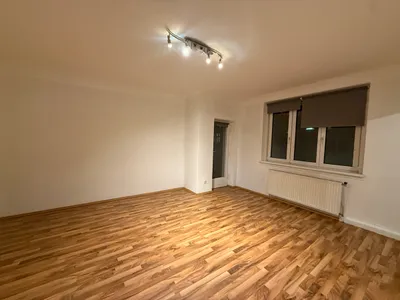 Wohnung mit Balkon nächst Krottenbachstraße / Hugo-Wolf-Park – Bild 2