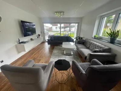 6-Zimmer-Haus kaufen in Braunau am Inn – 195 m², € 798.000 – Bild 4 von 18