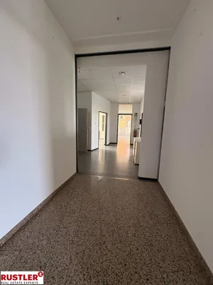 4-Zimmer-Gewerbeimmobilie mieten in Graz – 202 m², € 2.519 – Bild 1 von 10