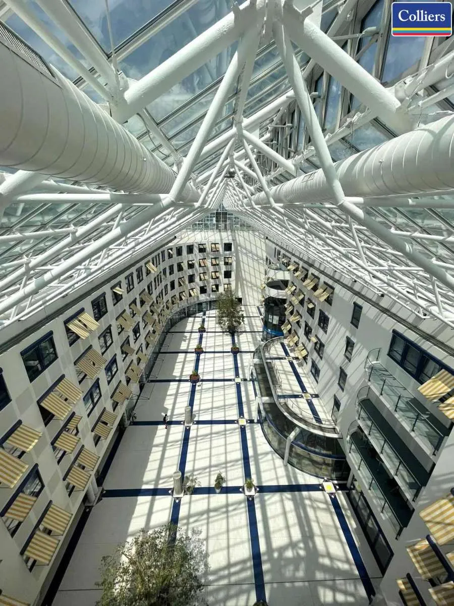 Helle Bürofläche im Donau Business Center - Widok 3