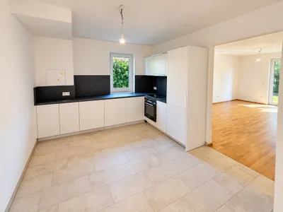 2-Zimmer-Wohnung mieten in Baden – 70 m², € 1.138 – Bild 2 von 9