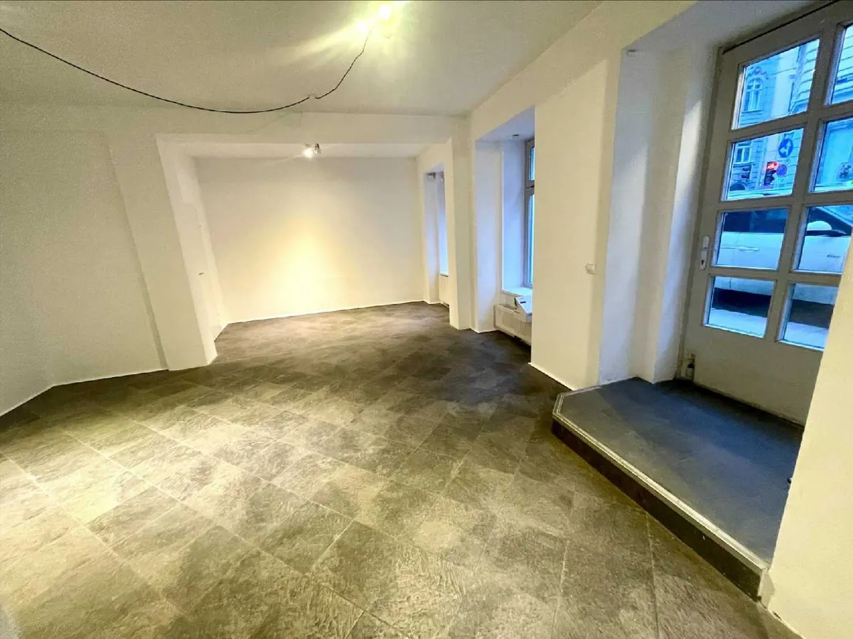 Geschäftslokal in Bestlage der Gumpendorfer Straße zu mieten - Ansicht 2