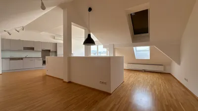 2-Zimmer-Wohnung mieten in Graz – 92 m², € 1.520 – Bild 1 von 9