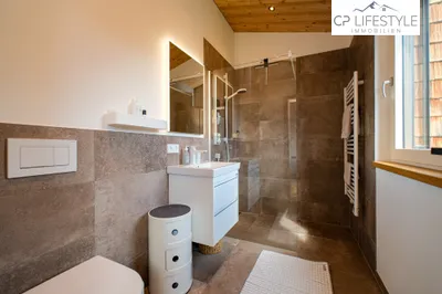 3-Zimmer-Wohnung mieten in Kitzbühel – 105 m², € 2.050 – Bild 8 von 9