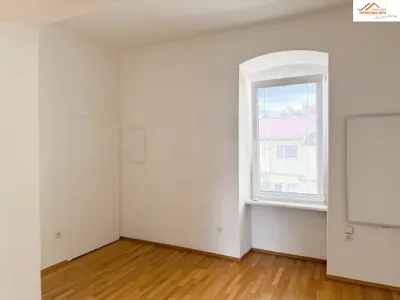 3-Zimmer-Wohnung mieten in Neunkirchen – 82,65 m², € 580 – Bild 5 von 9