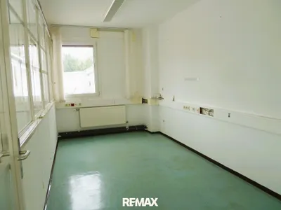 10-Zimmer-Gewerbeimmobilie mieten in Korneuburg – 653 m², € 2.500 – Bild 7 von 27