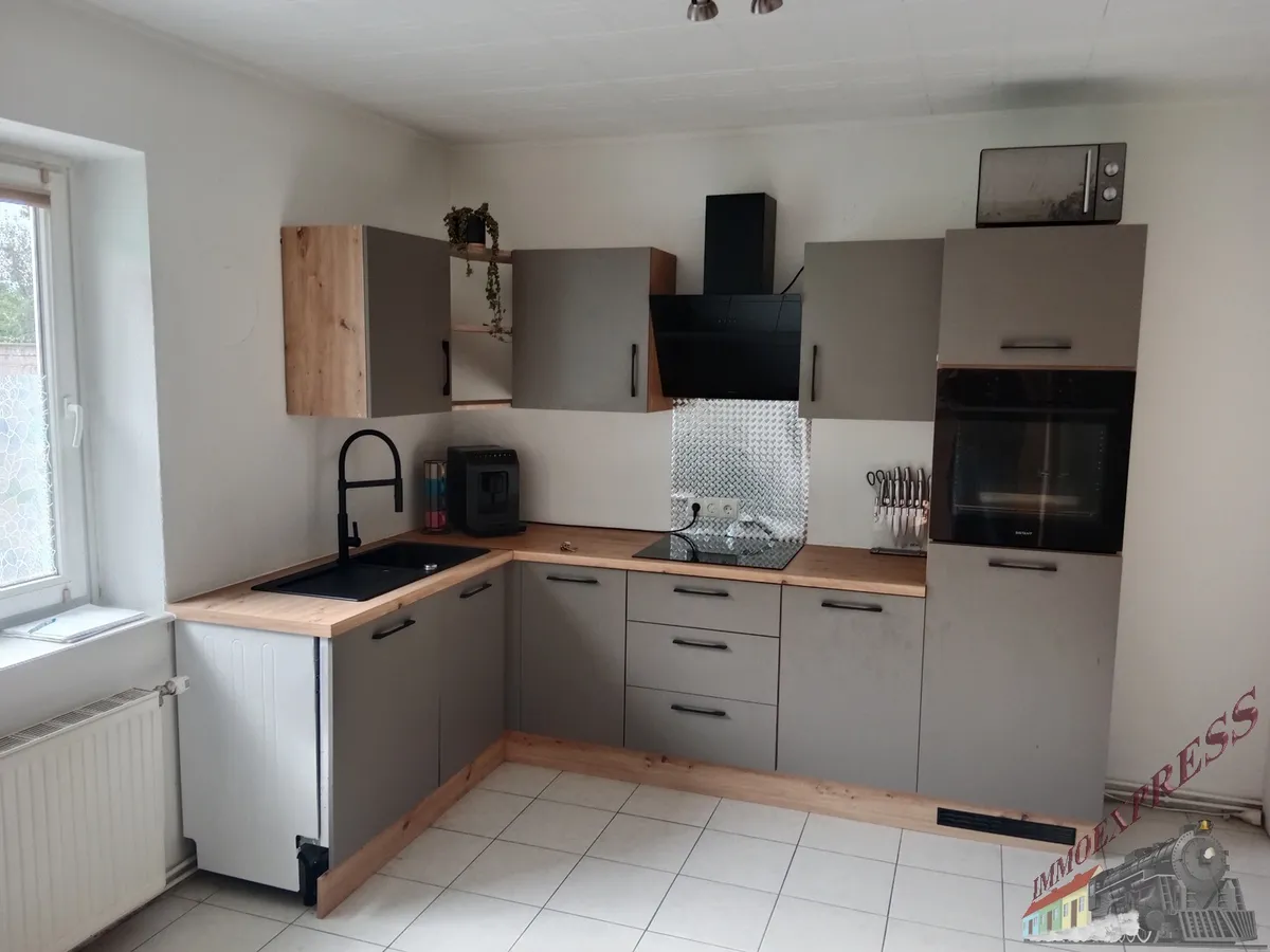 2542 Leobersdorf, unbefristete 80m², +Terrasse +kleiner Garten , 3 zentrale Zimmer , entspannte Atmospähre in Grünruhelage - Ansicht 3