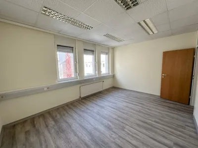 4-Zimmer-Gewerbeimmobilie mieten in Wien – 138 m², € 1.583 – Bild 7 von 12