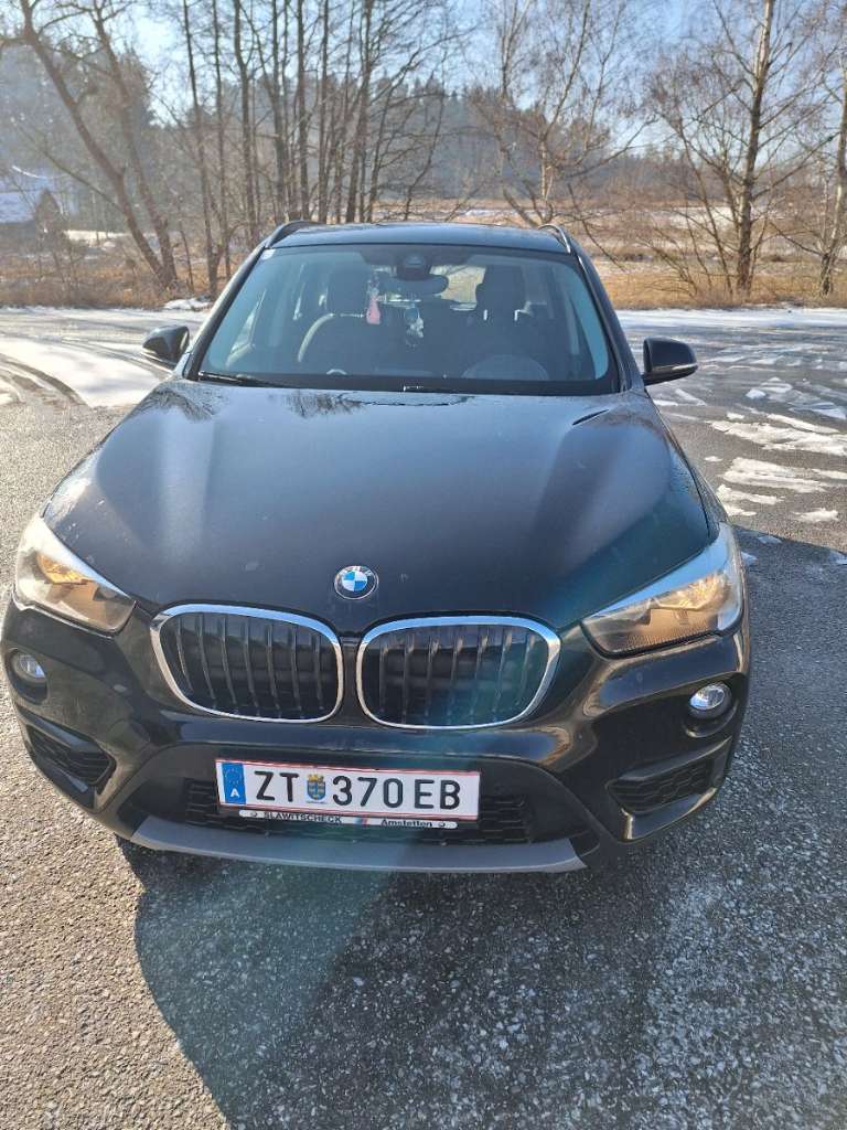 BMW X1 xDrive 18d SUV / Geländewagen