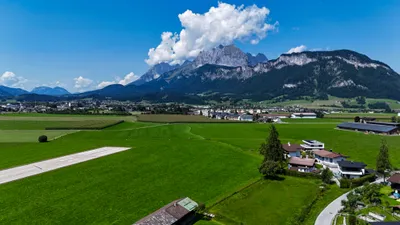 Haus kaufen in Kitzbühel – 352 m², € 8.250.000 – Bild 3 von 5