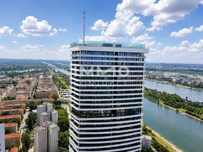Morning Light & Water View - Stilvolle 2 Zimmer mit Loggia Wohnung im DC2 – Bild 2
