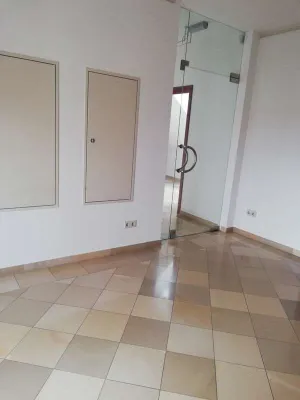 4-Zimmer-Gewerbeimmobilie mieten in Wiener Neustadt – 83 m², € 1.440 – Bild 3 von 12
