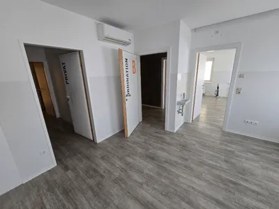 11-Zimmer-Gewerbeimmobilie mieten in Hartberg-Fürstenfeld – 158 m², € 12 – Bild 8 von 17