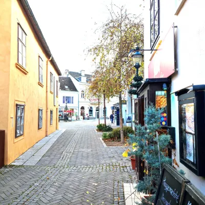 Gewerbeimmobilie kaufen in Baden – 59 m², € 250.000 – Bild 19 von 21