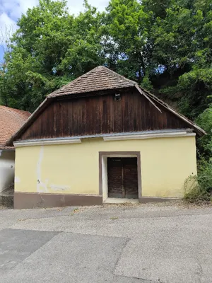 Immobilie kaufen in Hollabrunn – 42 m², € 14.000 – Bild 2 von 12